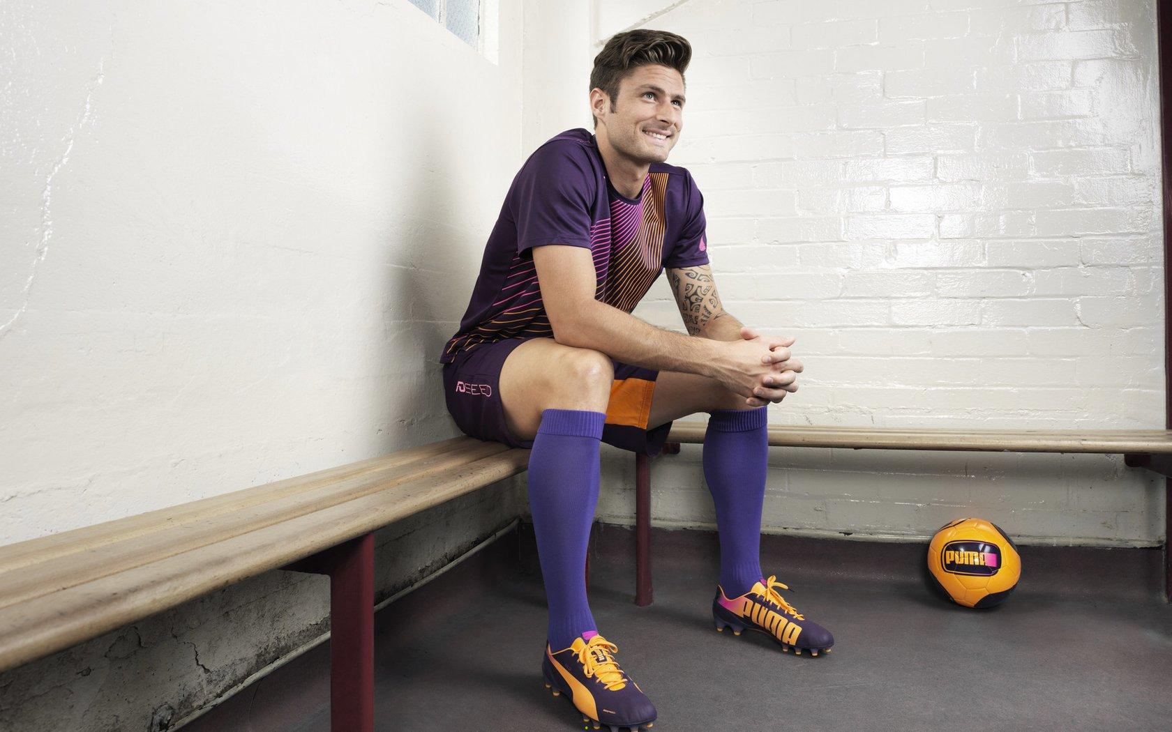 英雄联盟全球总决赛落幕，新王登基引爆电竞热潮：彩客网官网