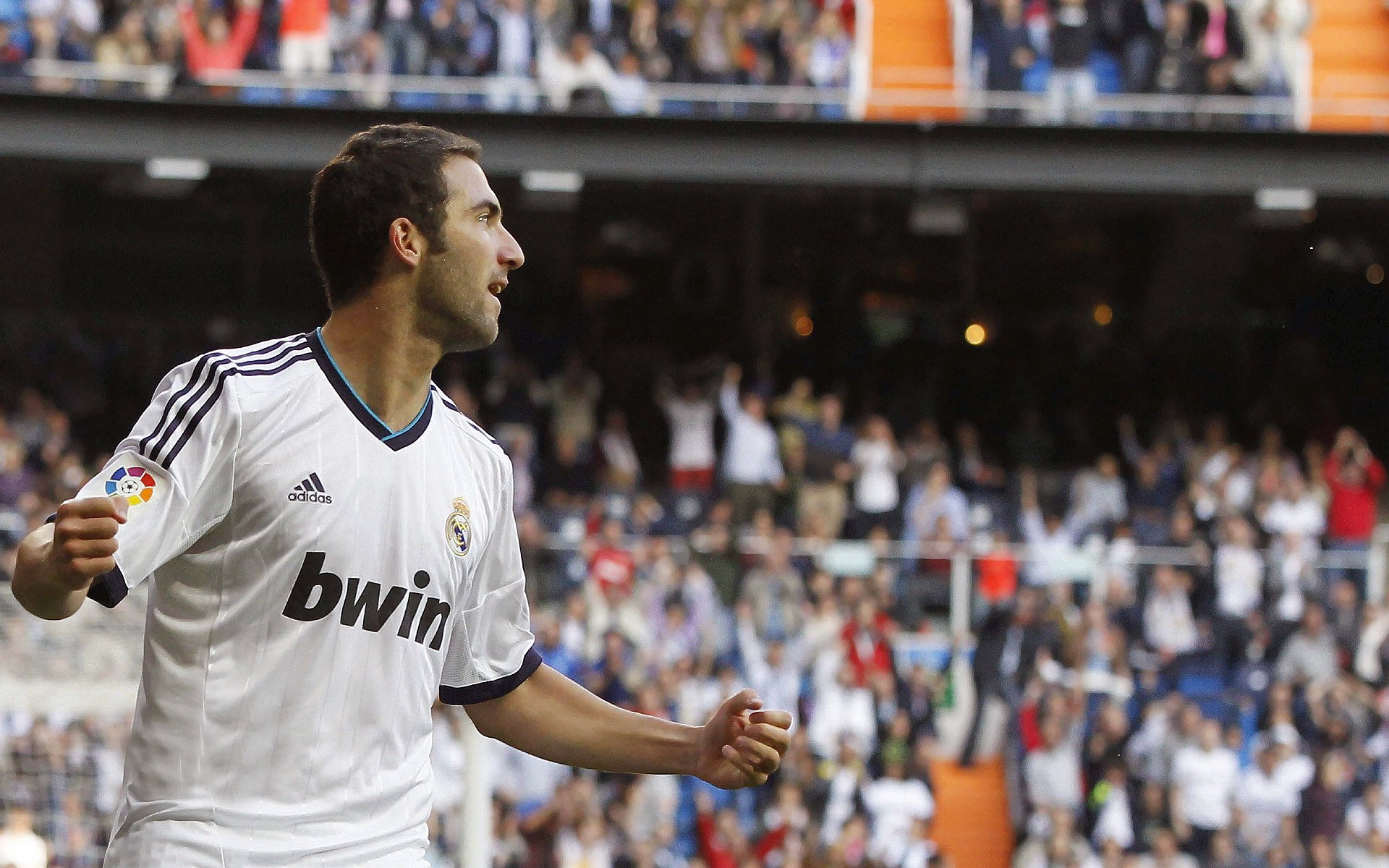 体育科技革新竞技场，智能装备与数据分析重塑运动员表现|彩客网